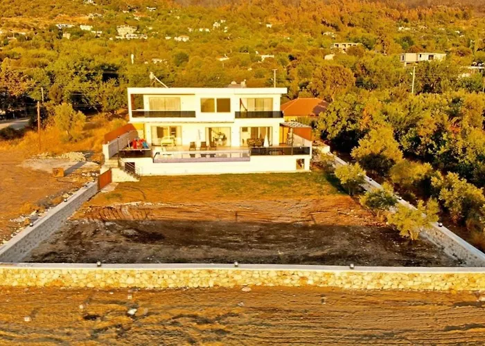 Uzumlu Village 3 Bedroom - 2180 Kalkan