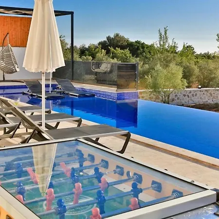 Willa Uzumlu Village 3 Bedroom - 2180 Kalkan